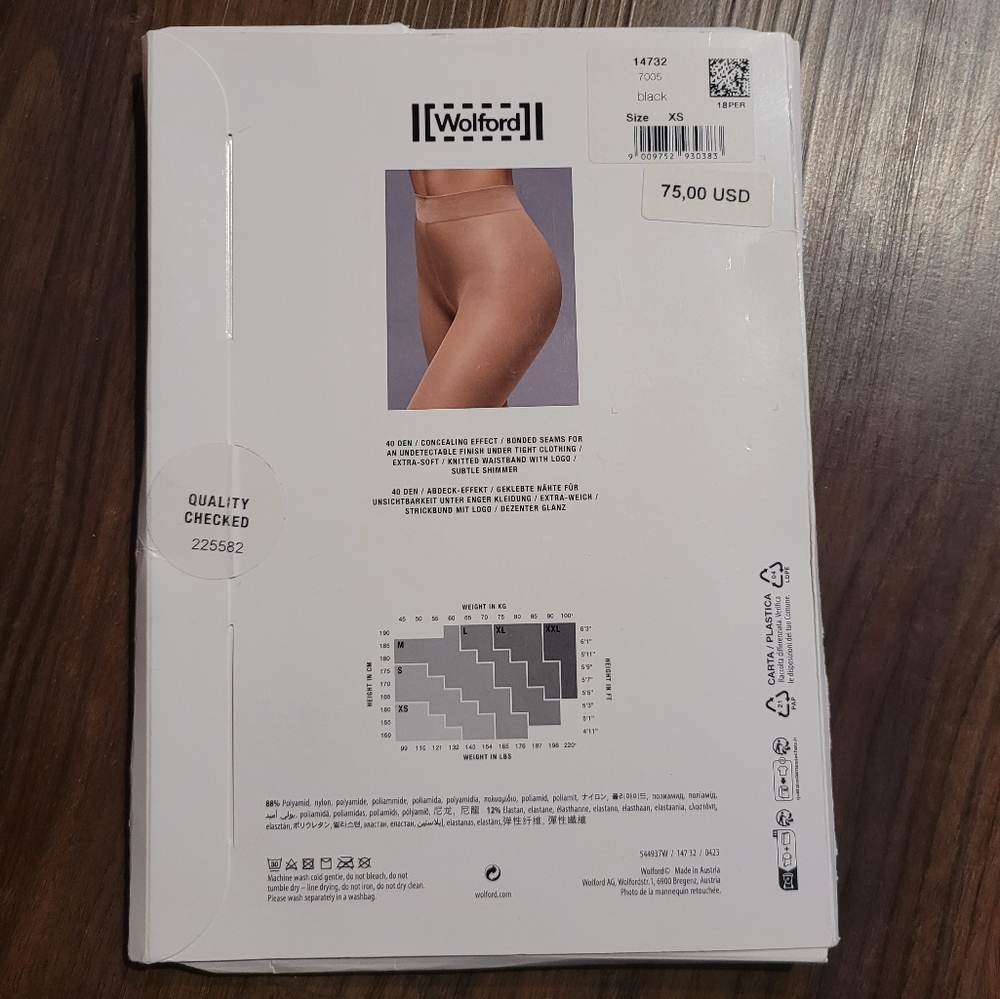 Wolford Pure Shimmer 40 Concealer Tights - Picture 2 of 3
